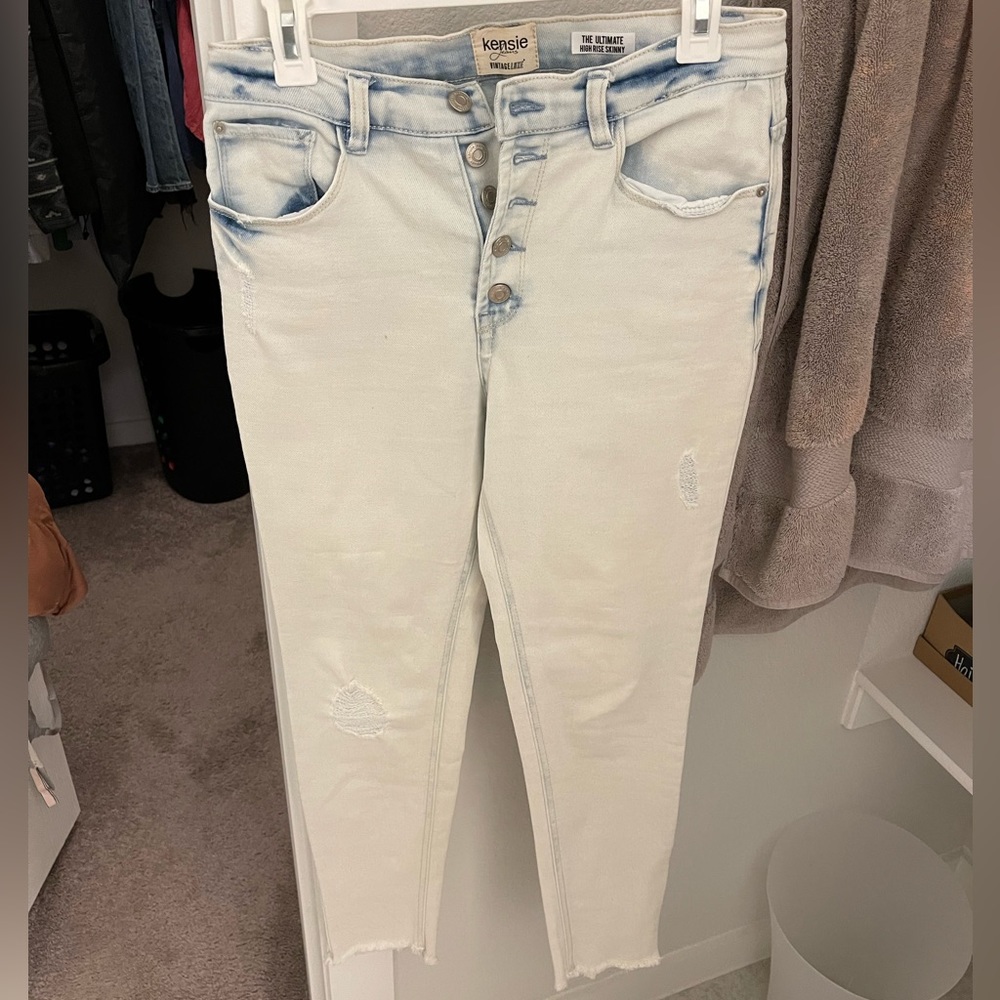 Women’s Kensie high rise skinny jeans